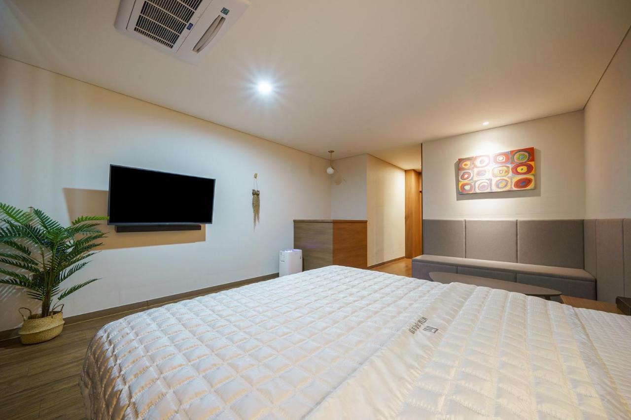 Mtm Family Hotel Gyeongju Dış mekan fotoğraf