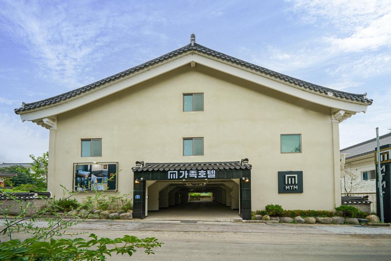 Mtm Family Hotel Gyeongju Dış mekan fotoğraf